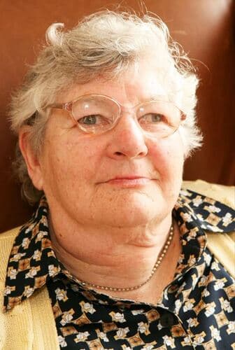 McLoughlin Claire
